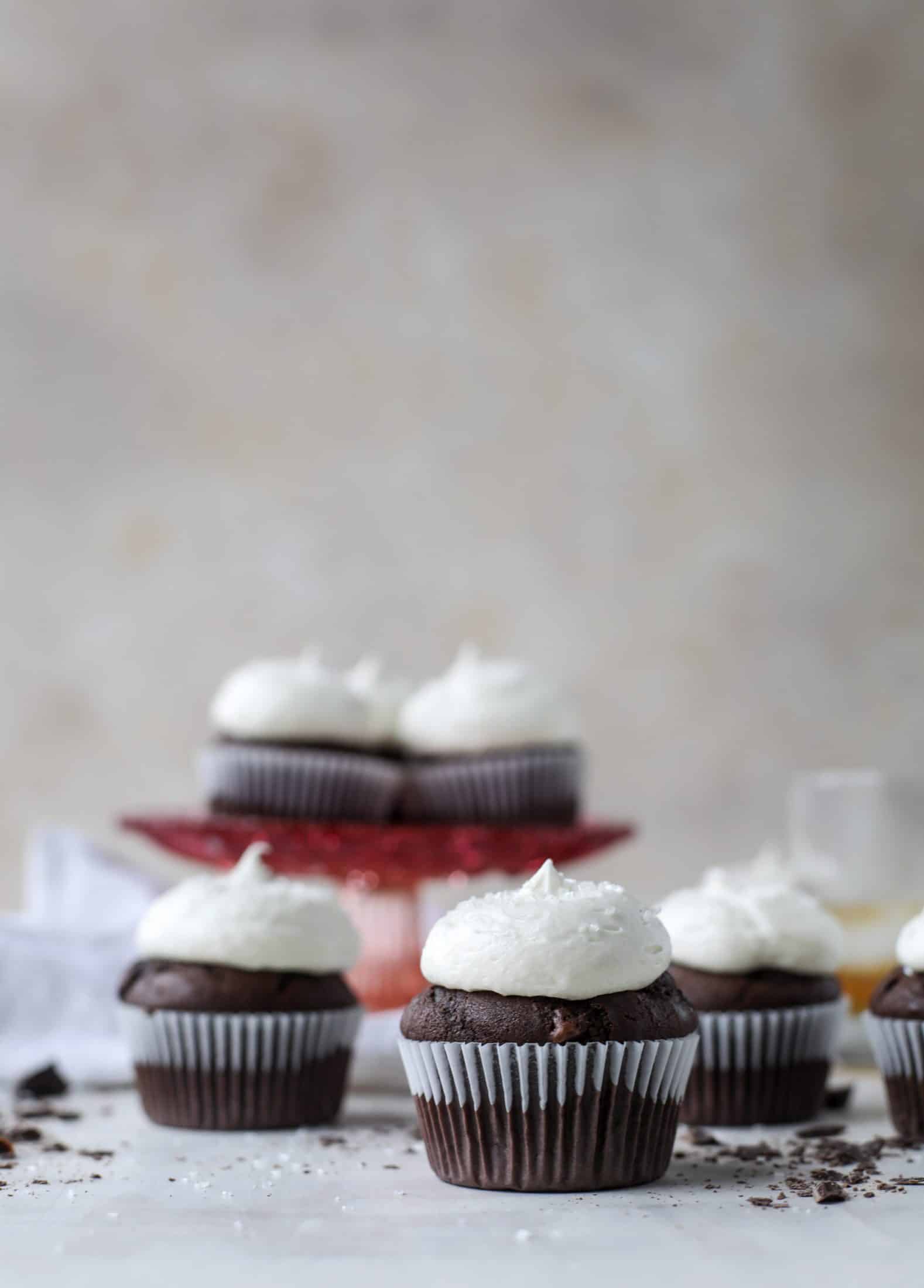 come join us for the pretty dish book club in november I howsweeteats.com #theprettydish #bookclub