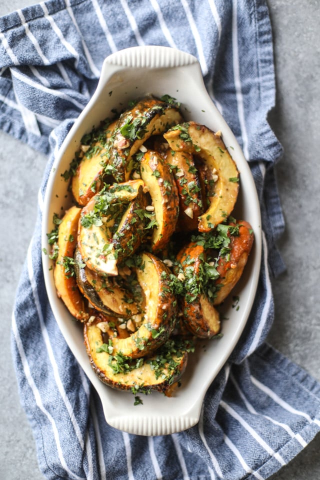 come join us for the pretty dish book club in november I howsweeteats.com #theprettydish #bookclub