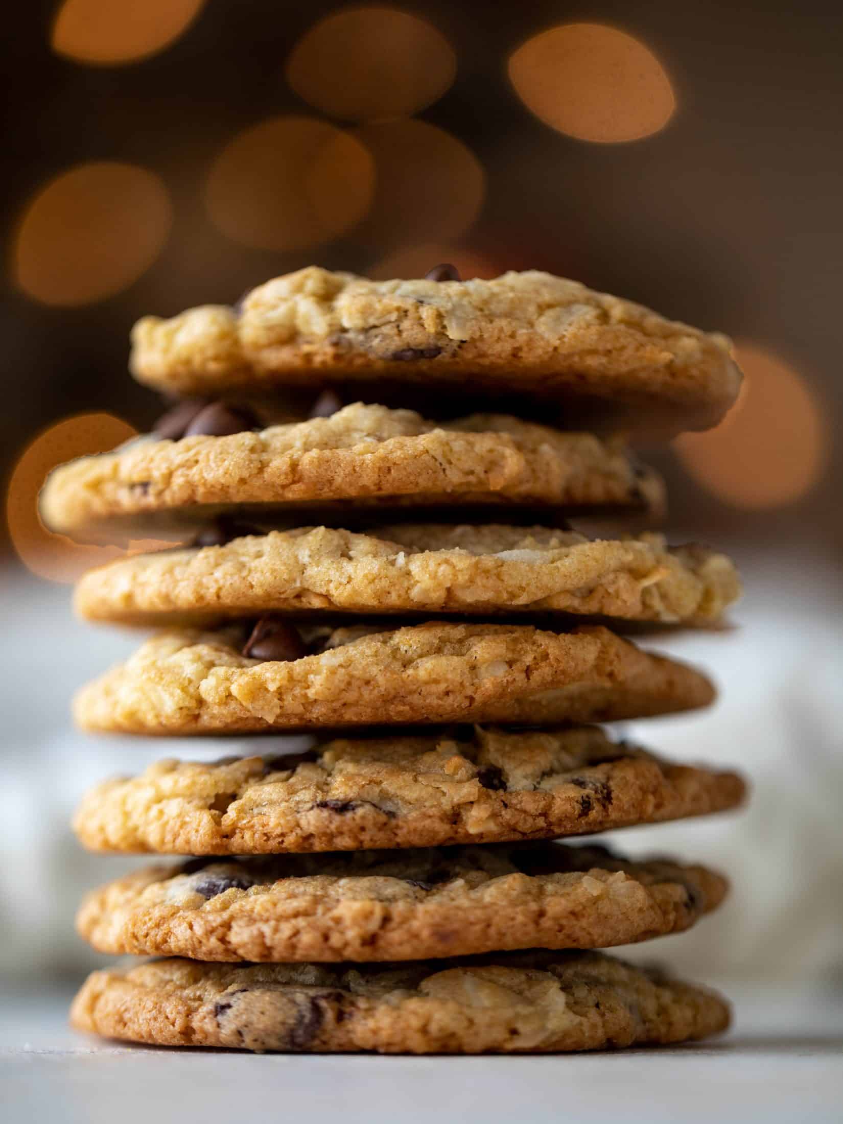 Royal cookies are filled with chocolate chips, shredded coconut and macadamia nuts. These are the perfect copycat to the Nordstrom royal cookie! 
