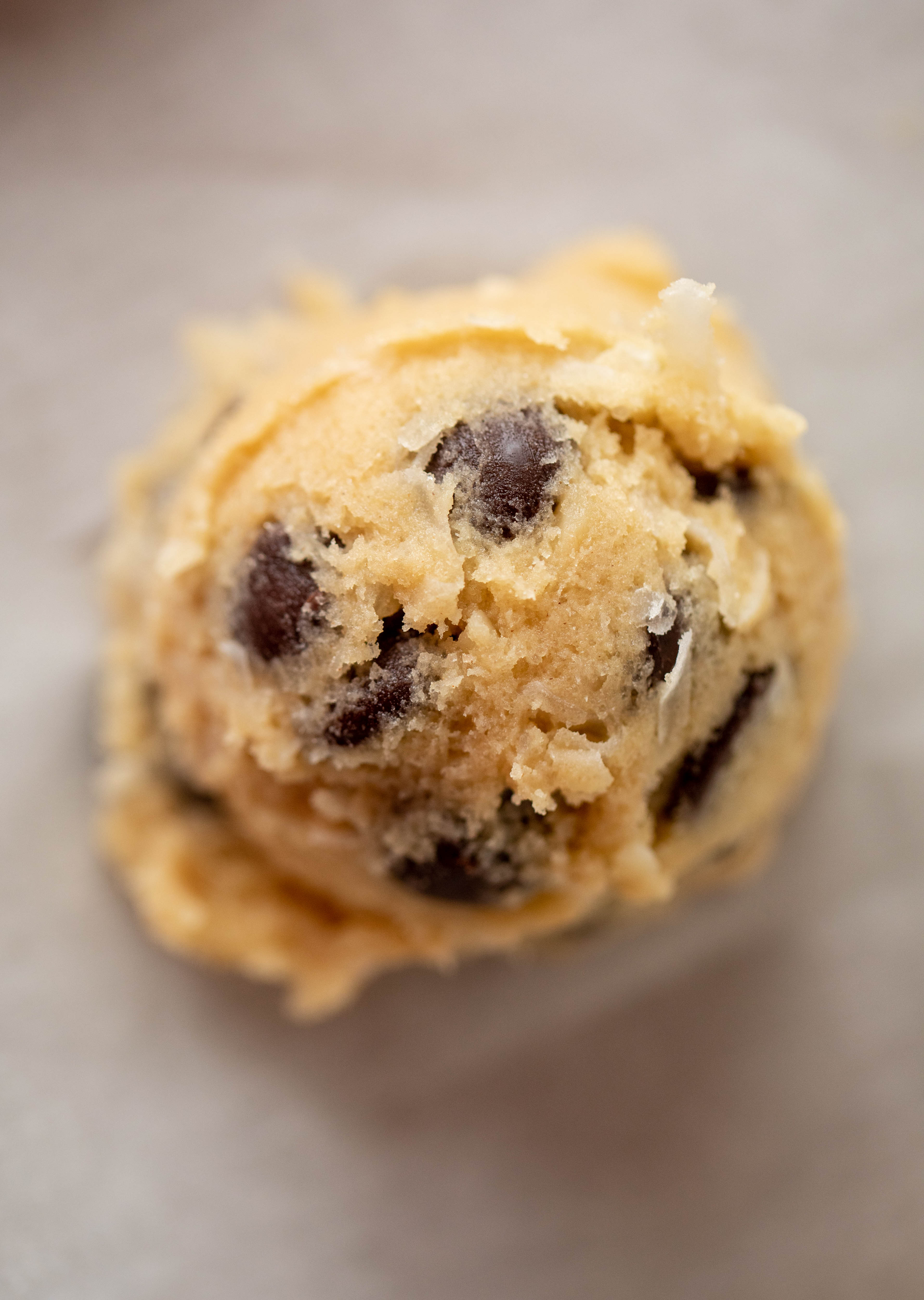 Royal cookies are filled with chocolate chips, shredded coconut and macadamia nuts. These are the perfect copycat to the Nordstrom royal cookie! 