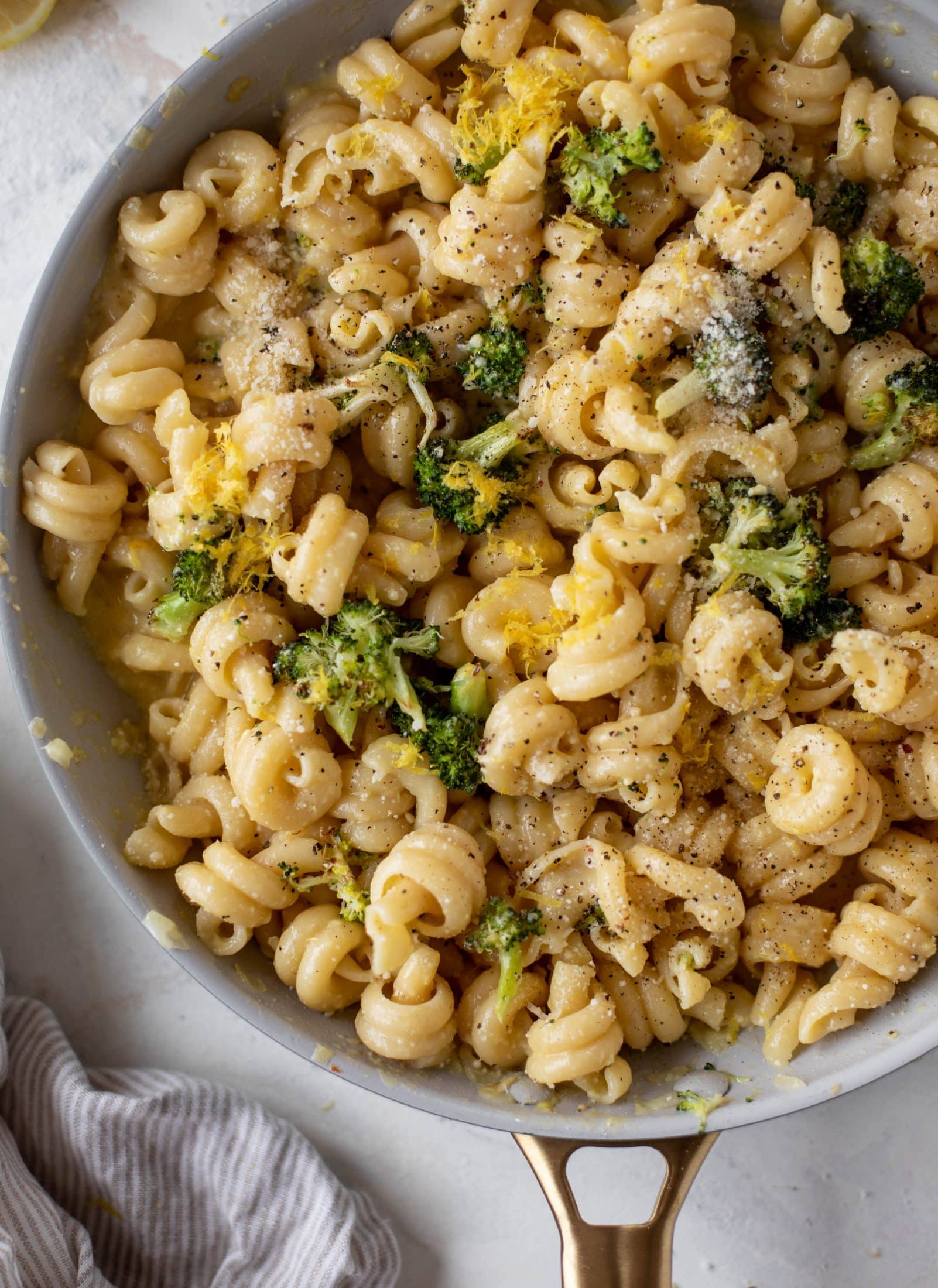 Broccoli lemon carbonara pasta is the freshest take on carbonara! Roasted broccoli, garlic and a parmesan lemon sauce. It's ridiculously good!