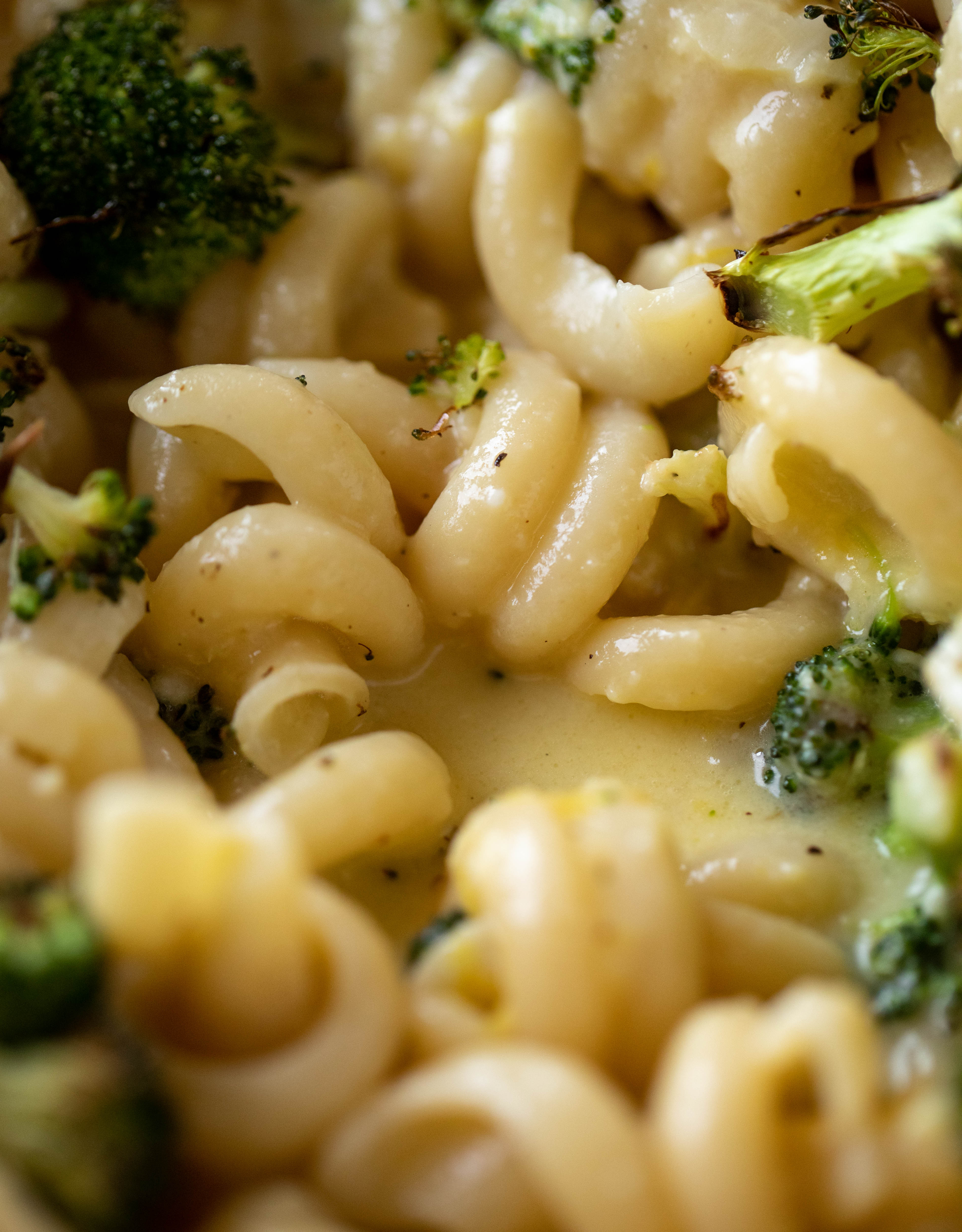 Broccoli lemon carbonara pasta is the freshest take on carbonara! Roasted broccoli, garlic and a parmesan lemon sauce. It's ridiculously good!