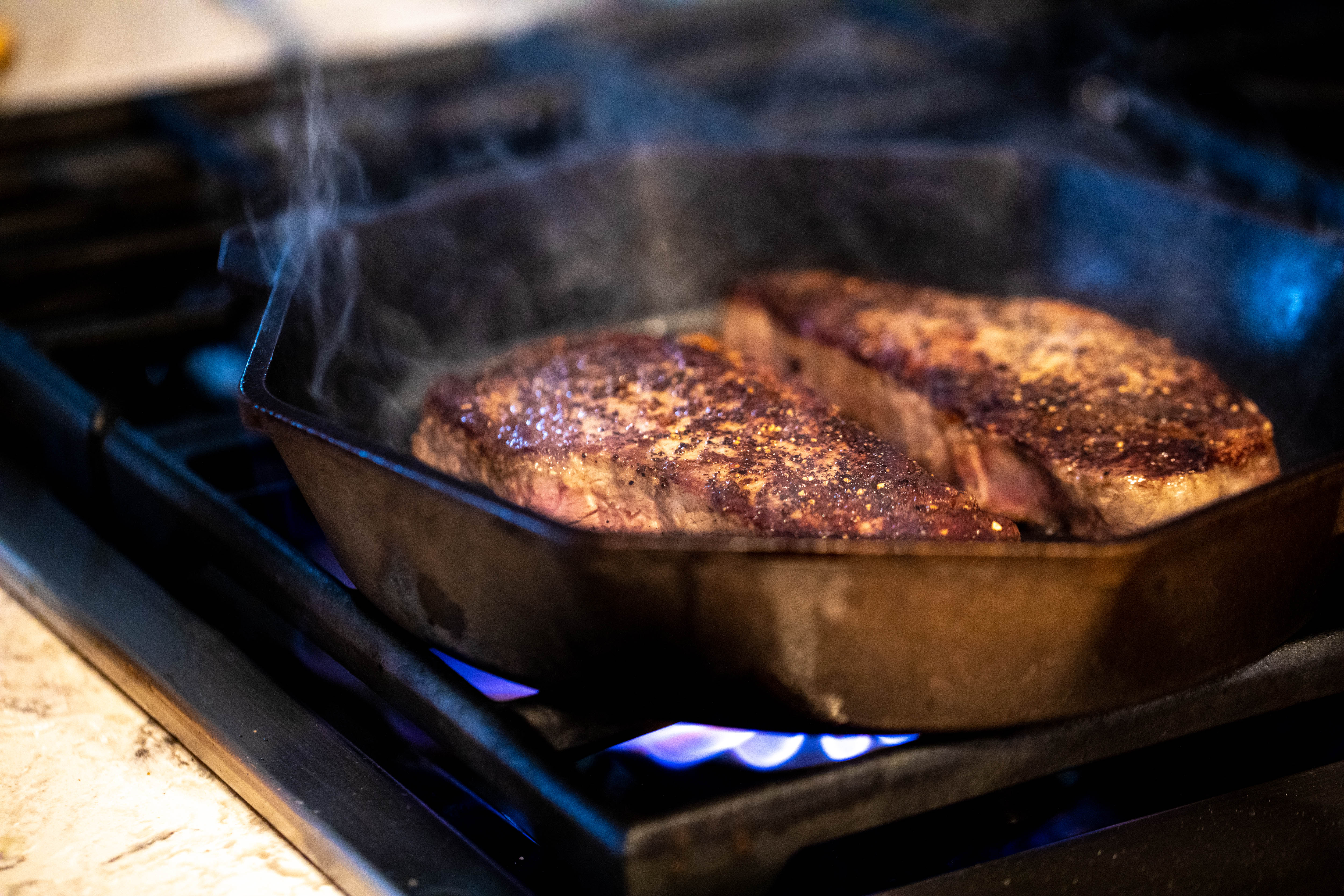 searing steaks
