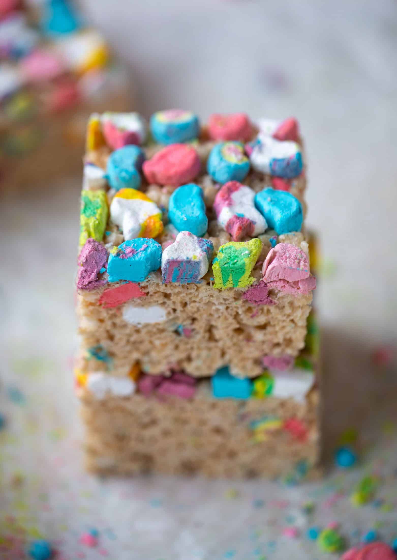 These lucky charms rice krispie treats are a throwback recipe to one of my favorite childhood treats! Here's a little festive twist for Saint Patrick's Day.