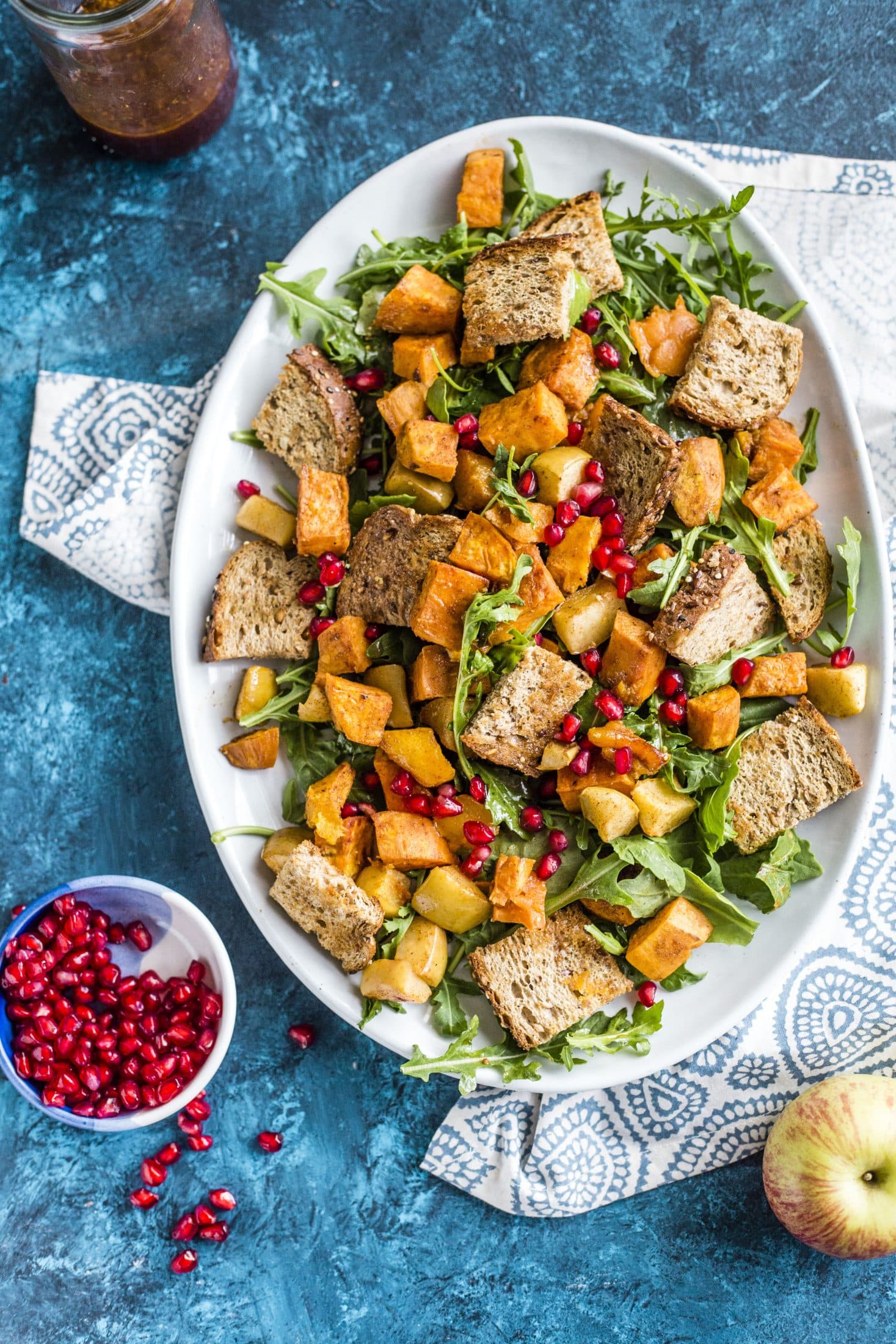 roasted autumn panzanella salad I howsweeteats.com