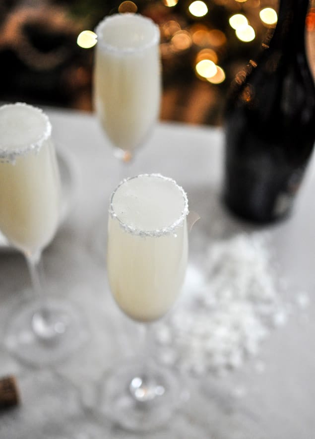 Coconut Vanilla Bellinis I howsweeteats.com