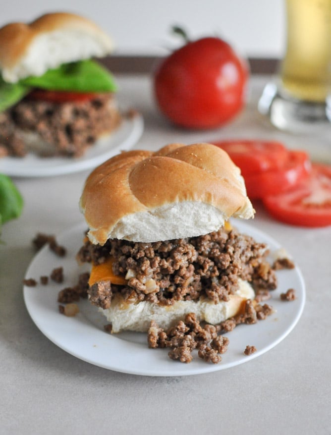Crockpot Cheeseburgers I howsweeteats.com