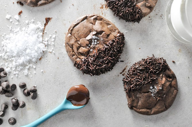 Salted Dark Chocolate Truffle Cookies I howsweeteats.com