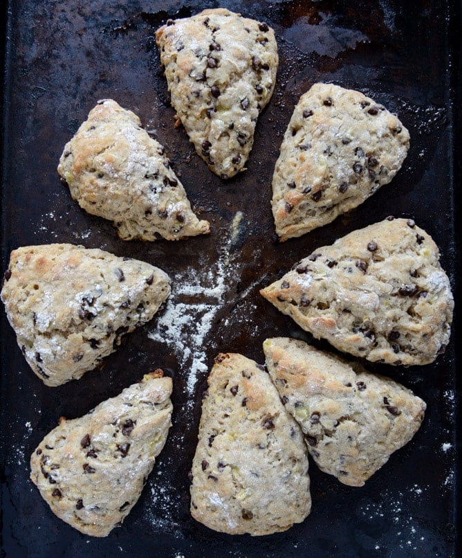 Banana Bread Scones I howsweeteats.com