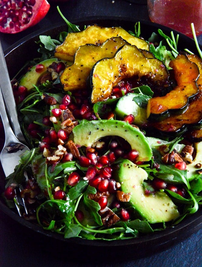 Autumn Arugula Salad with Caramelized Squash, Spiced Pecans and Pomegranate Ginger Vinaigrette I howsweeteats.com