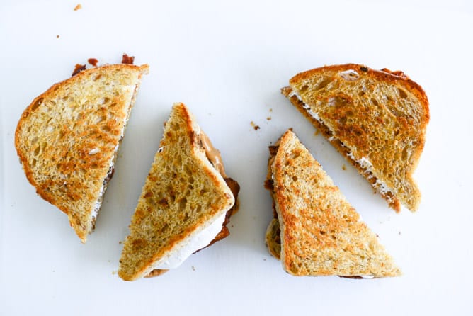 Toasted Bacon Fluffernutters I howsweeteats.com