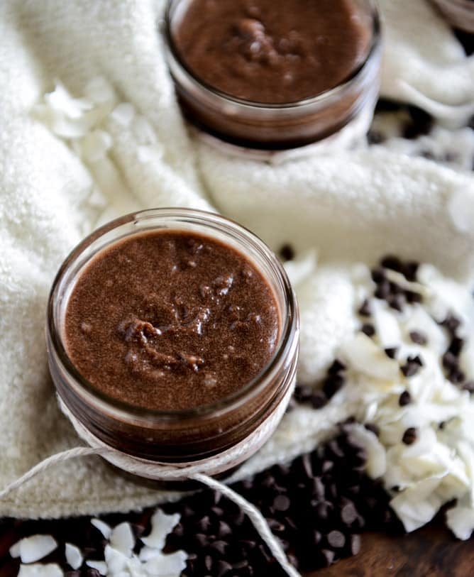 homemade chocolate coconut sugar scrub I howsweeteats.com