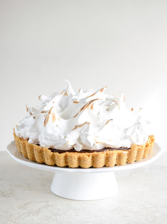 pumpkin s'mores tart I howsweeteats.com