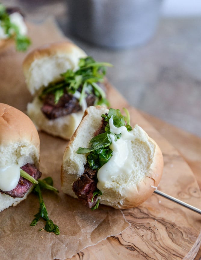 seared filet fondue sliders I howsweeteats.com
