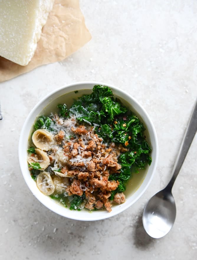 Spicy Sausage, Kale and Whole Wheat Orecchiette Soup I howsweeteats.com