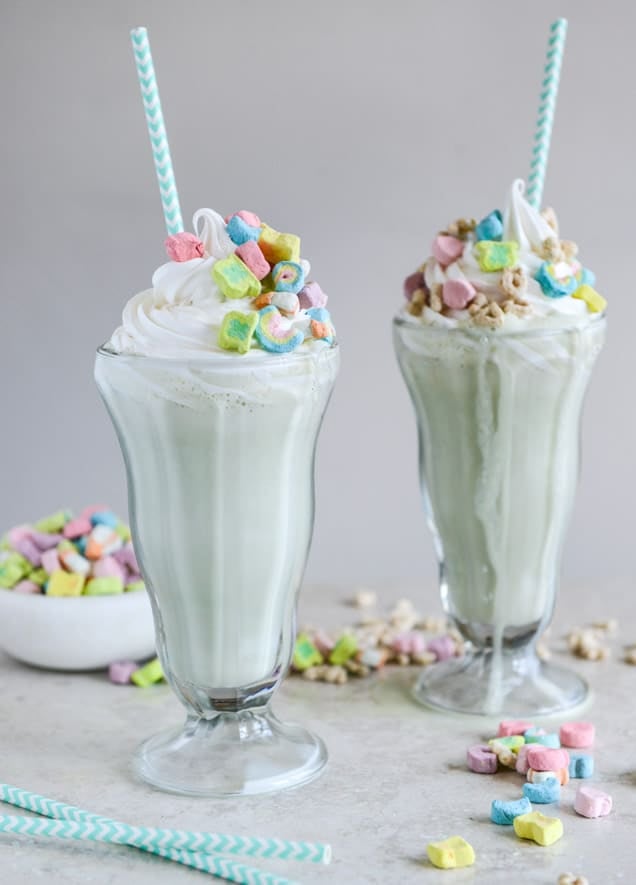 Boozy Lucky Charms Cereal Milkshakes with Marshmallow Frosting I howsweeteats.com