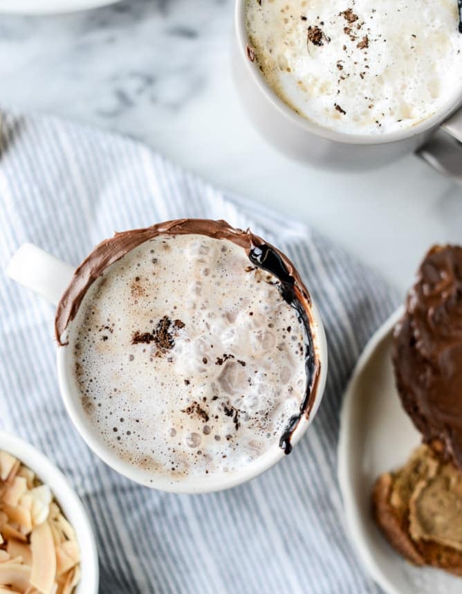 how to make a nutella latte I howsweeteats.com