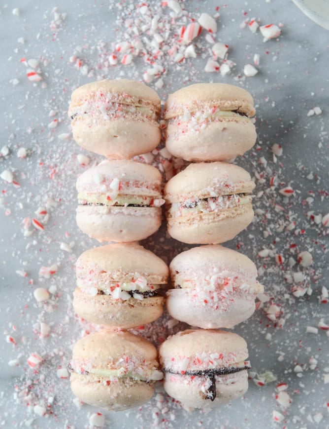 pink peppermint bark macarons I howsweeteats.com