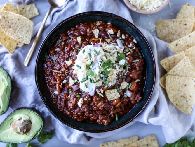 game day beer chili I howsweeteats.com