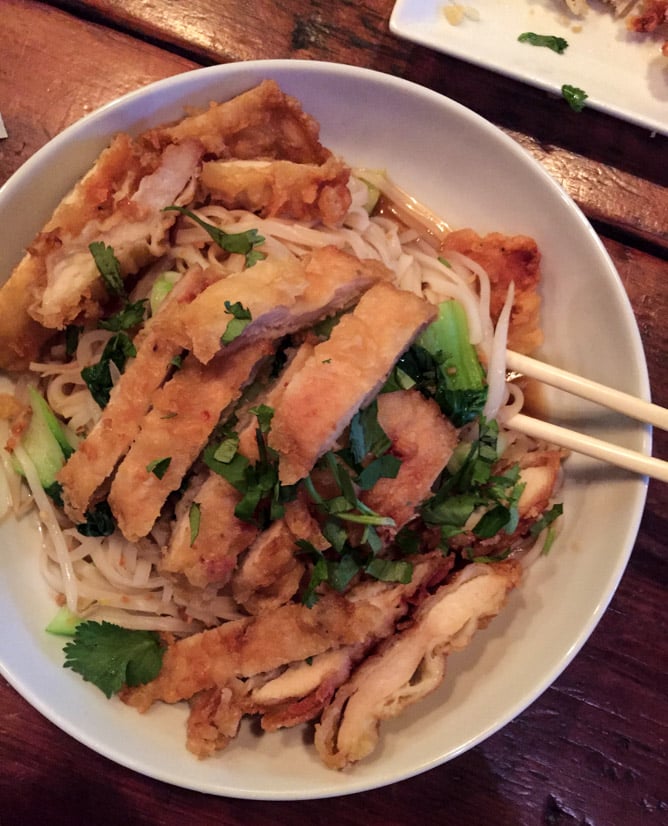 12 days of Christmas giveaway I howsweeteats.com 