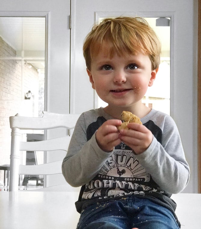 max moments I howsweeteats.com 