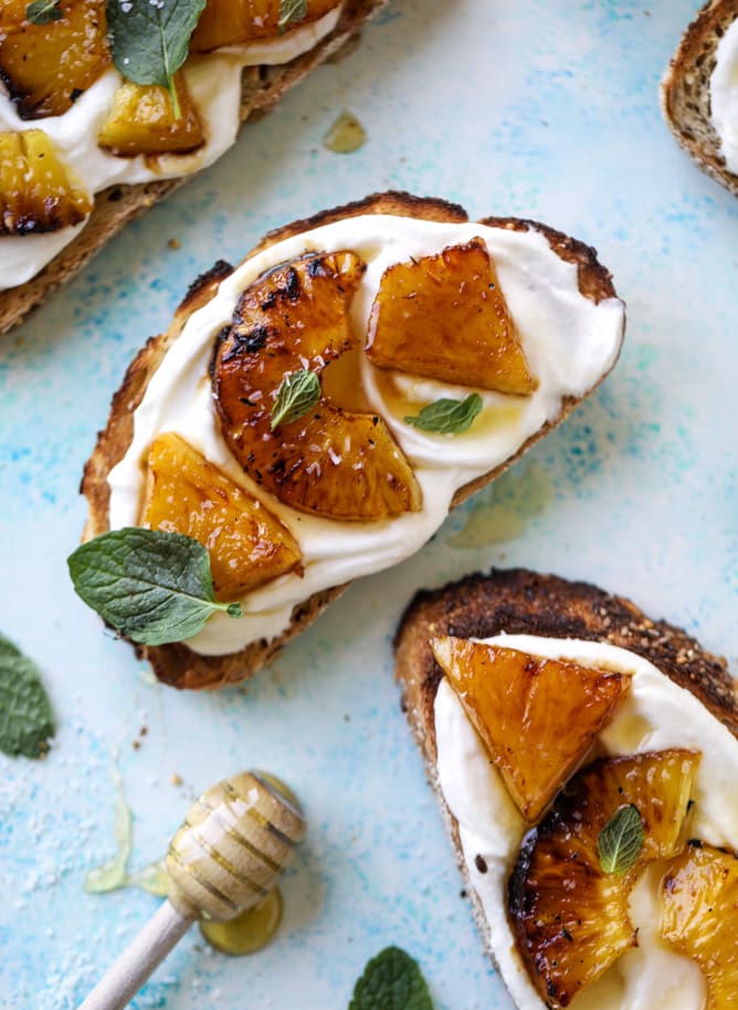 roasted pineapple ricotta toast I howsweeteats.com