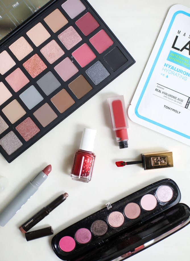 november beauty favorites I howsweeteats.com