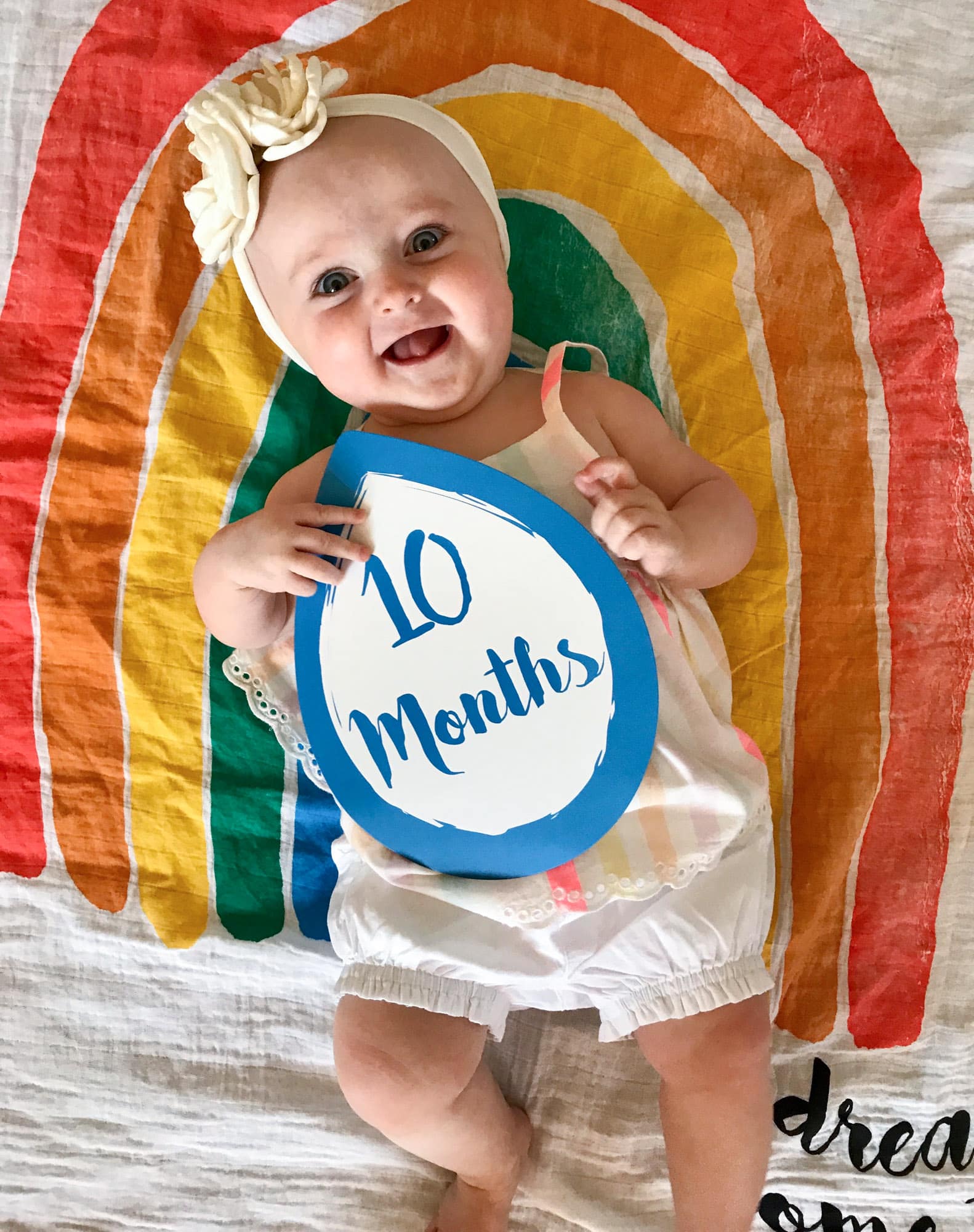 emilia at 10 months I howsweeteats.com