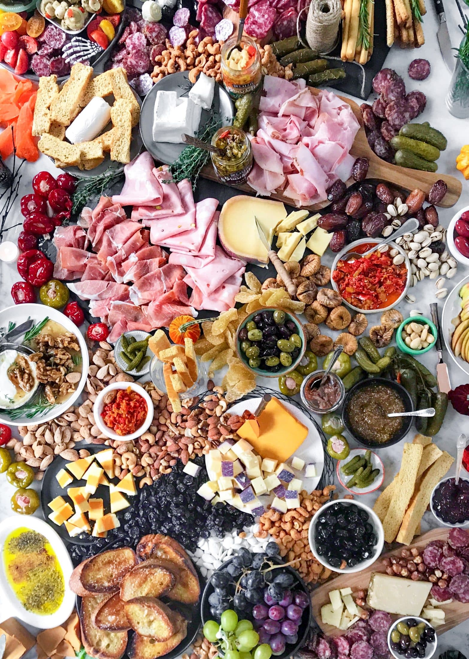 howsweeteats x delallo foods gift collection I howsweeteats.com 