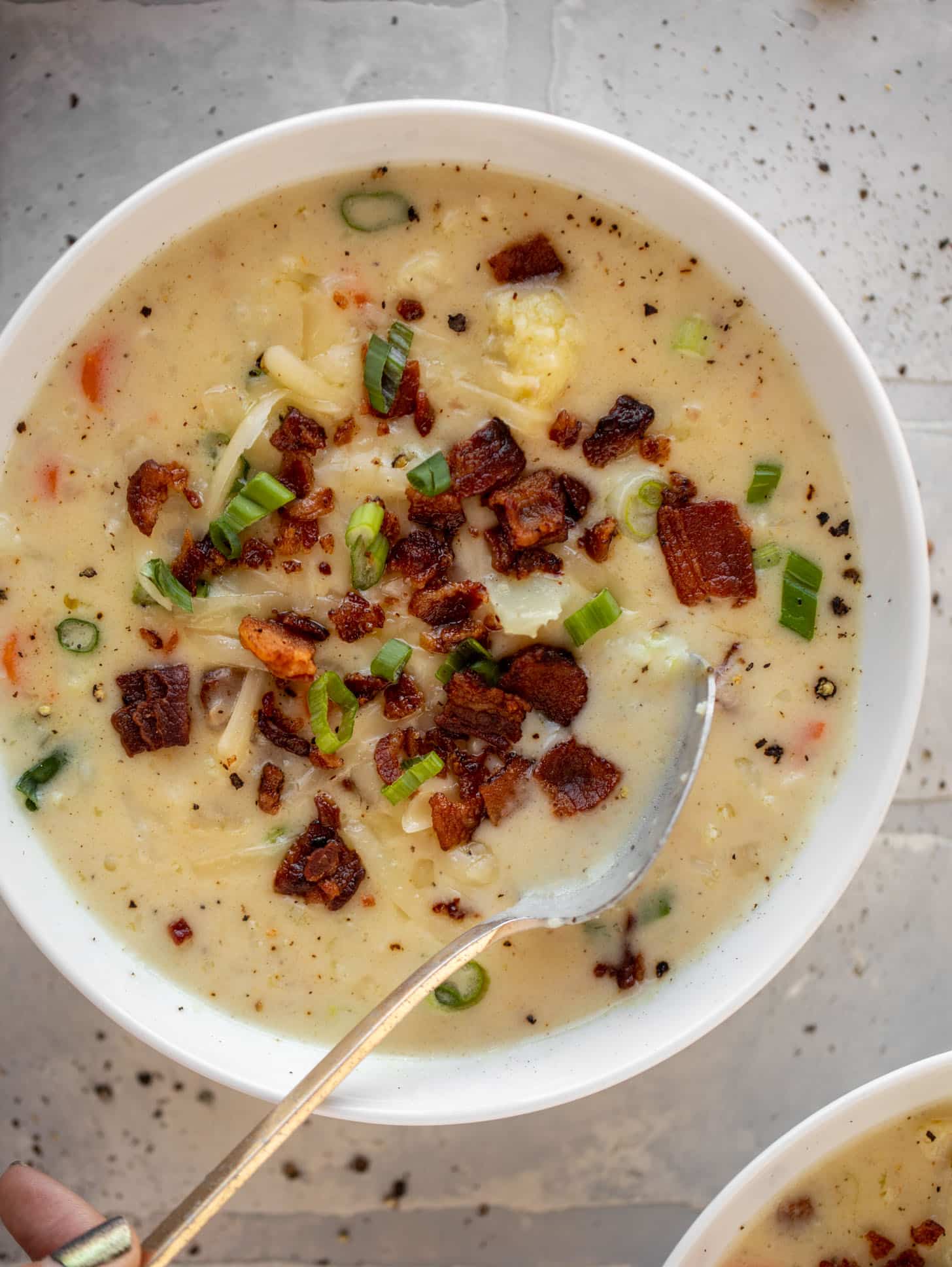 cheddar cauliflower chowder