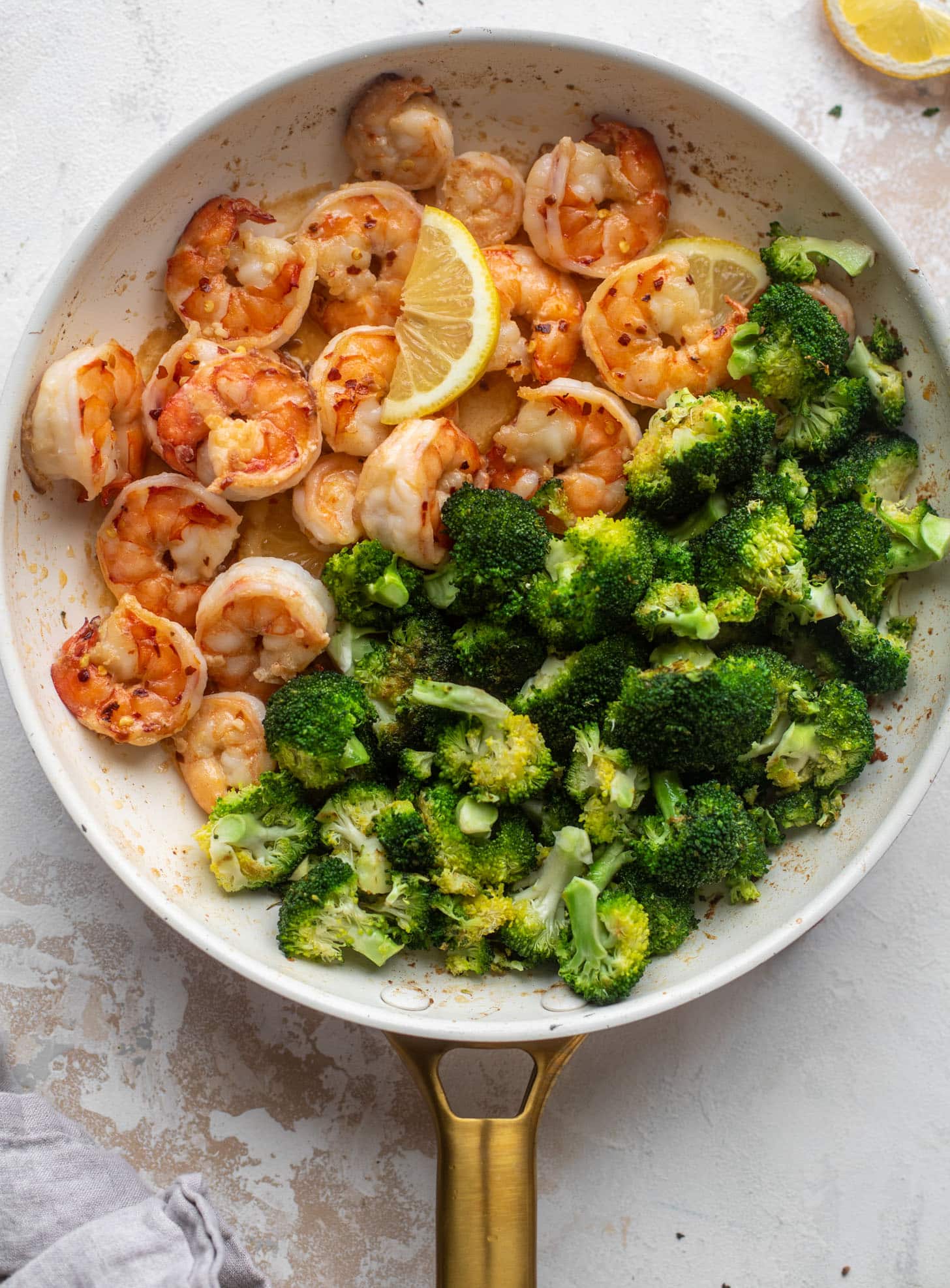 lemon butter shrimp and broccoli skillet
