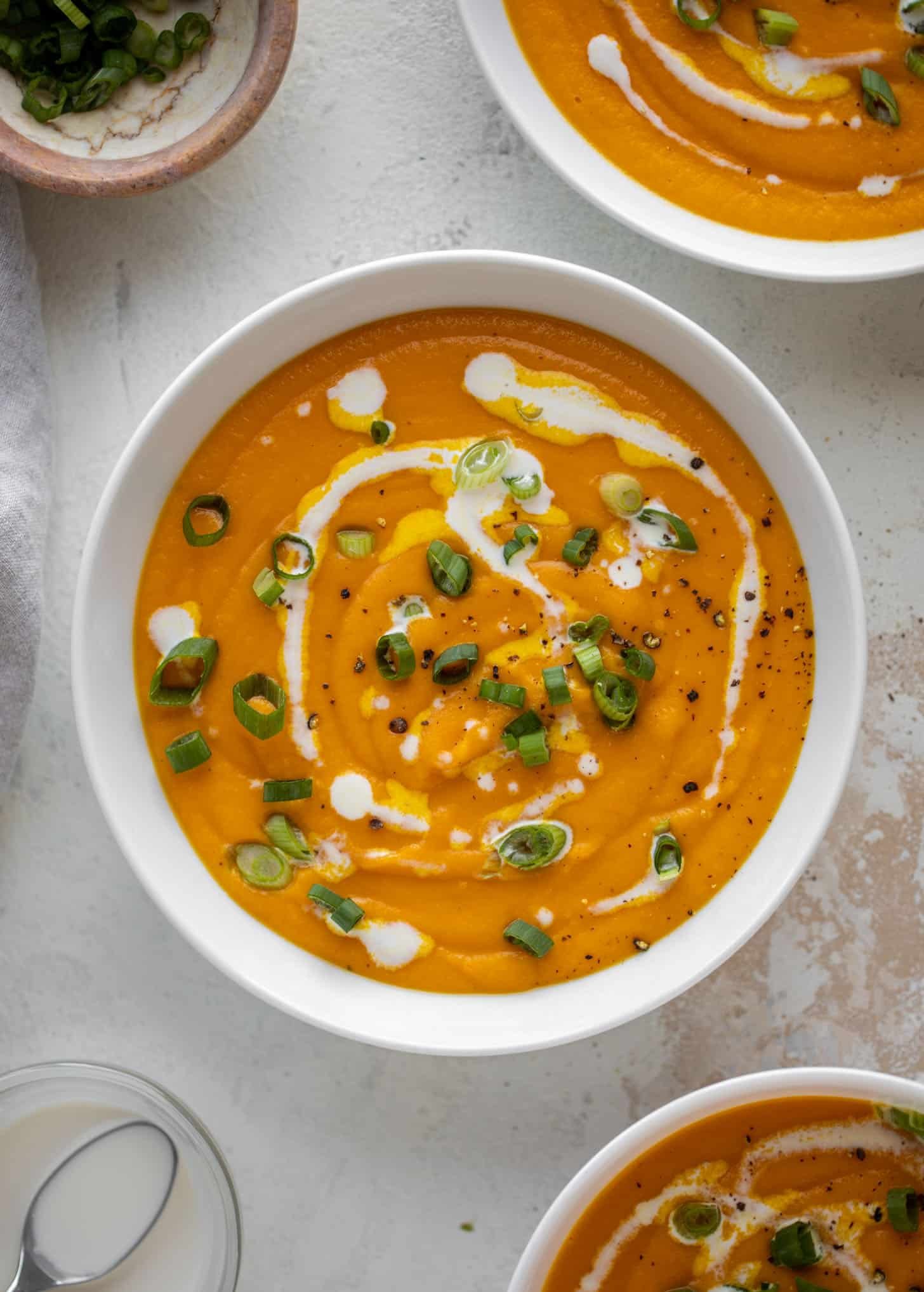 roasted carrot coconut soup