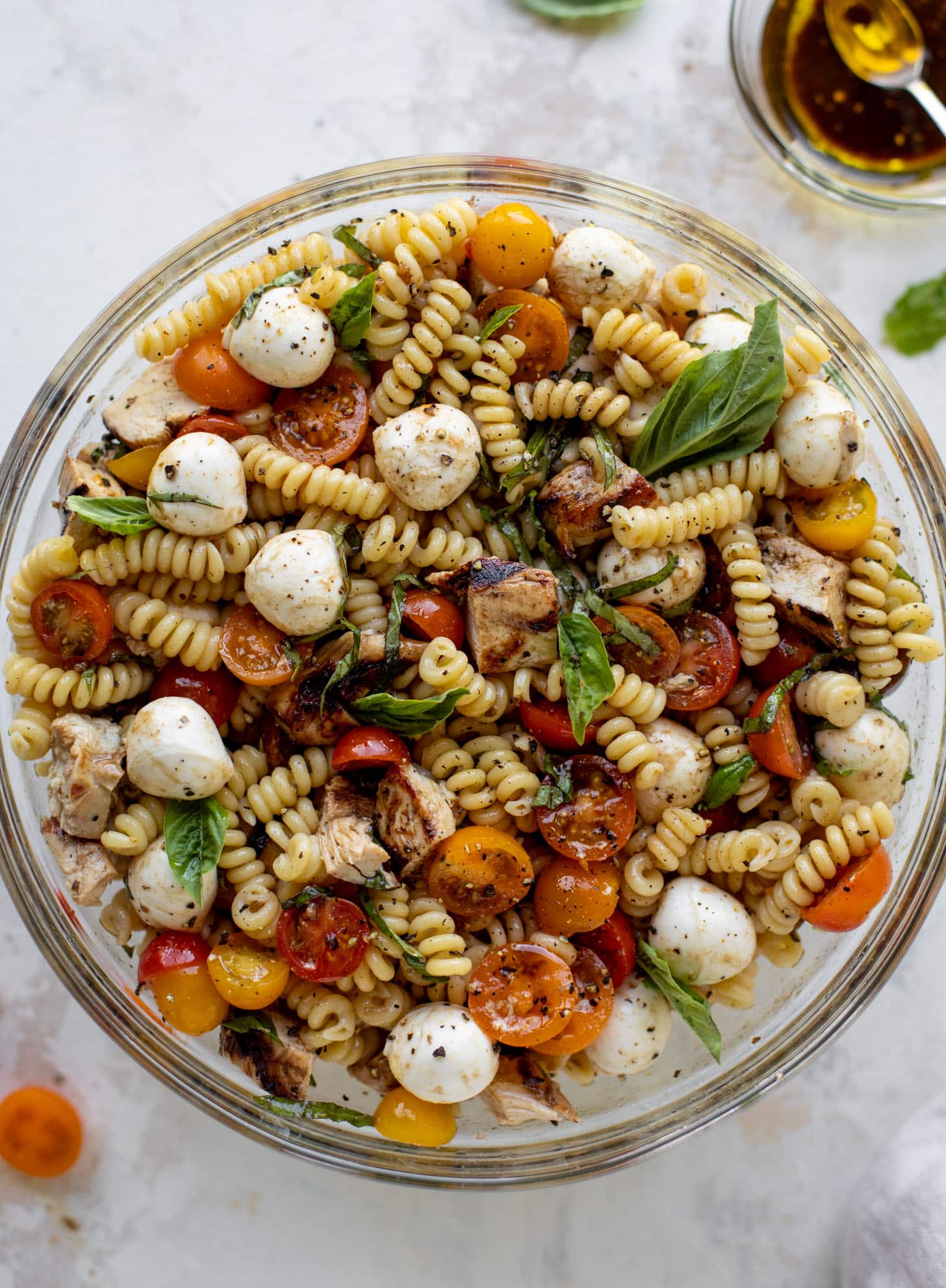 grilled chicken caprese pasta salad