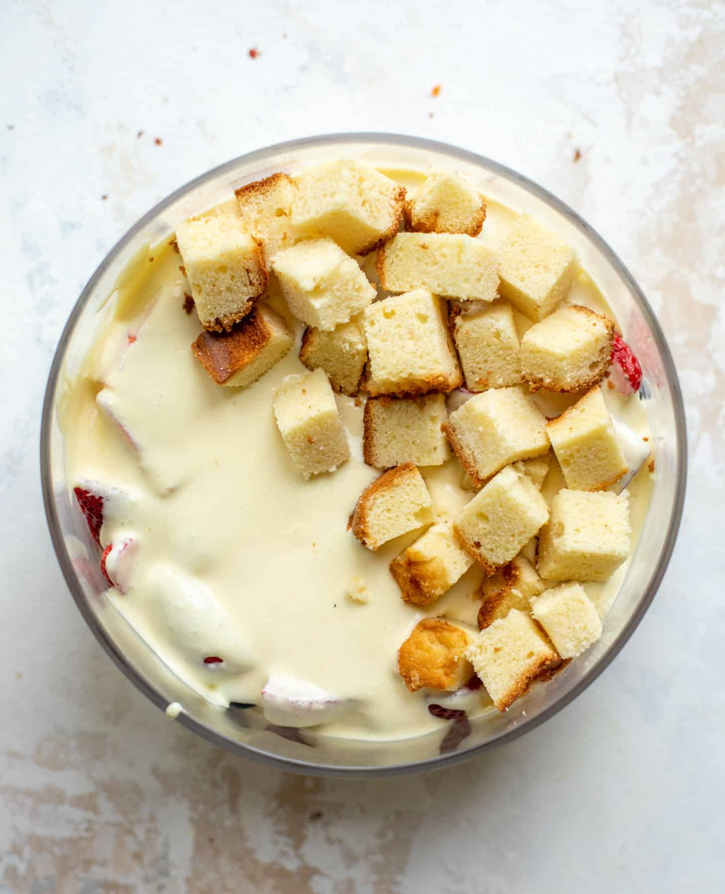 poundcake and vanilla pudding with berries