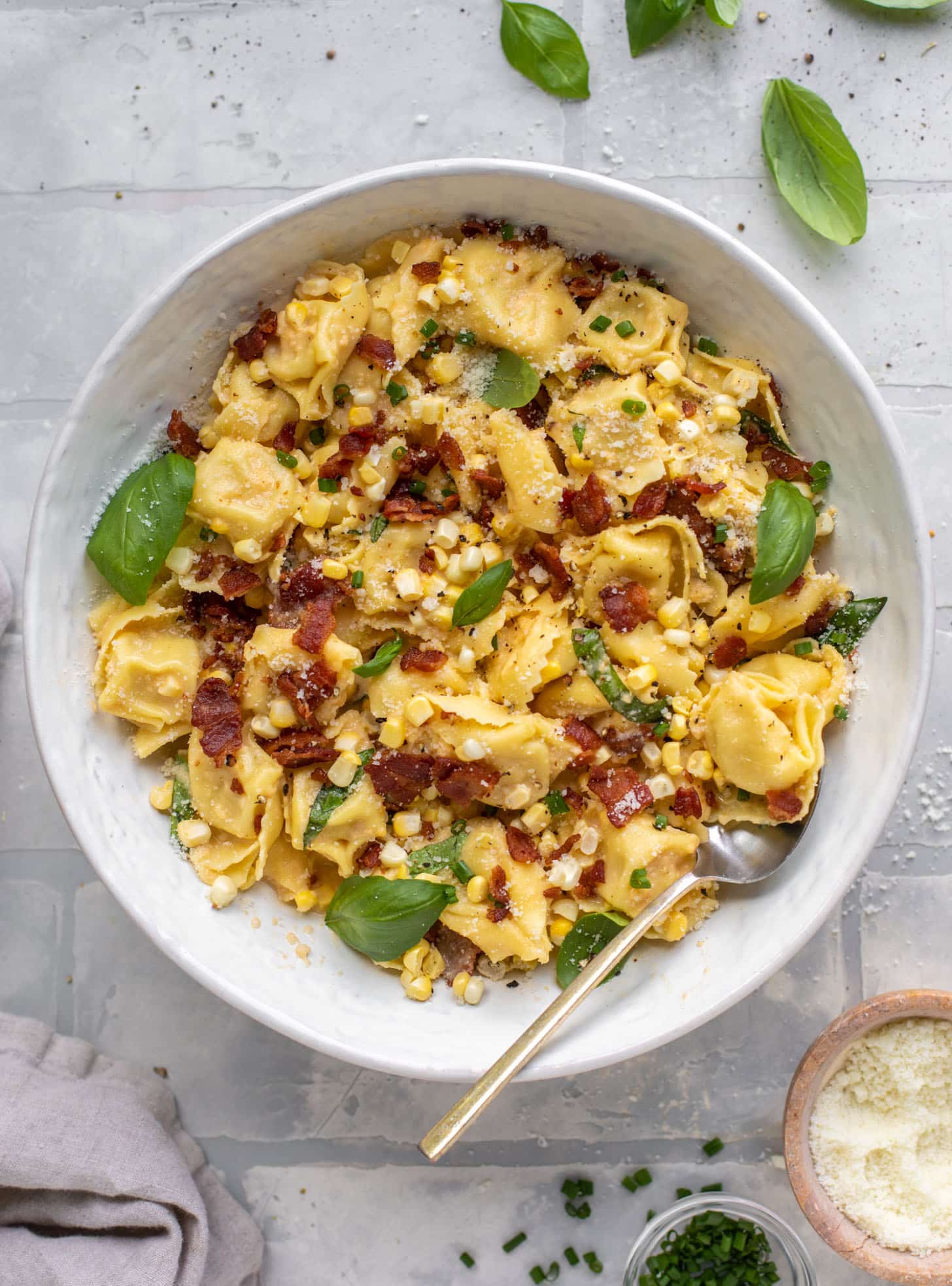 summer tortellini carbonara