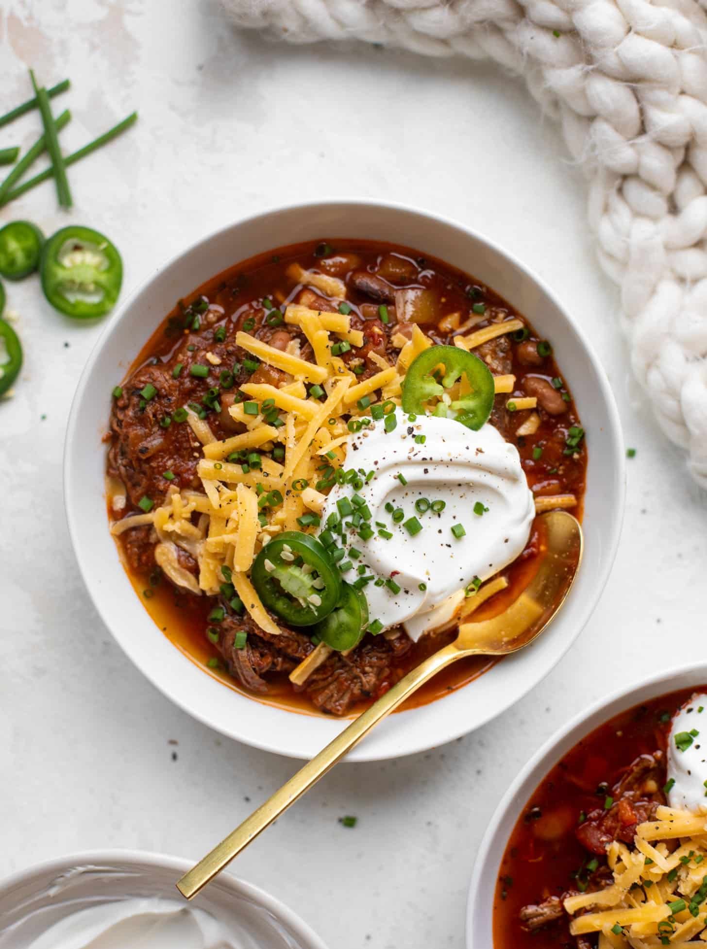 slow cooker fire roasted brisket chili
