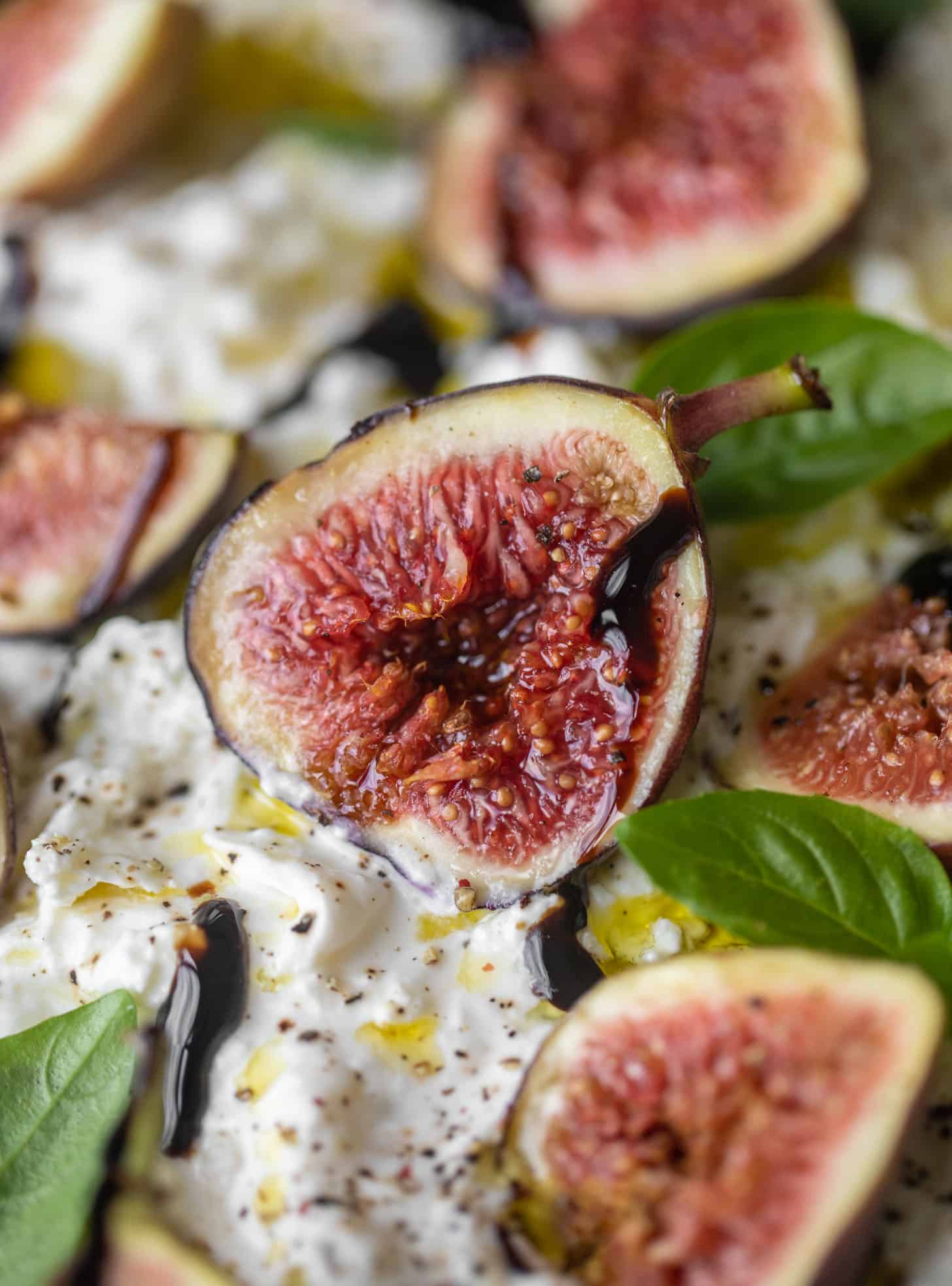 fig caprese salad