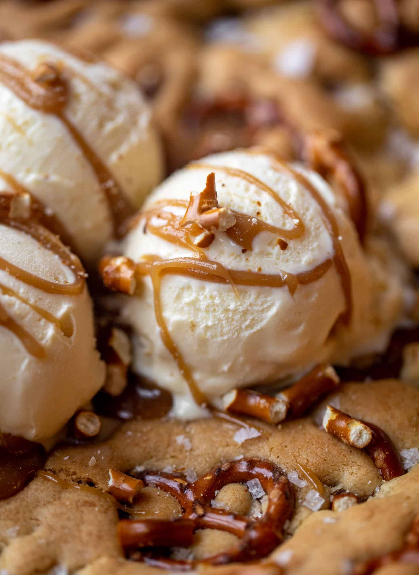 ice cream on caramel pretzel skillet cookie