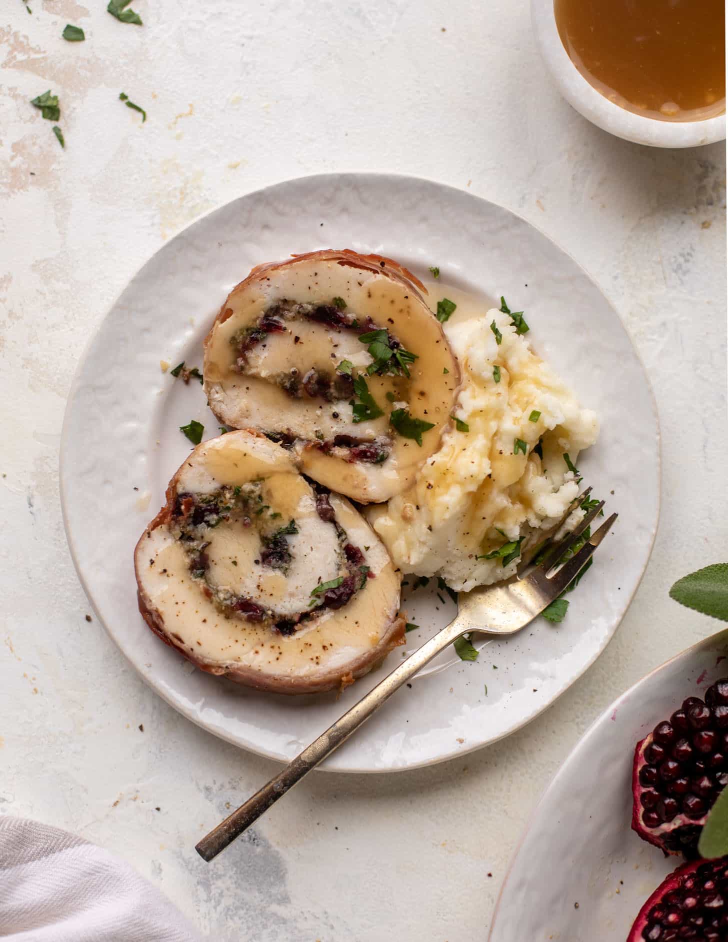 prosciutto wrapped stuffed turkey breast