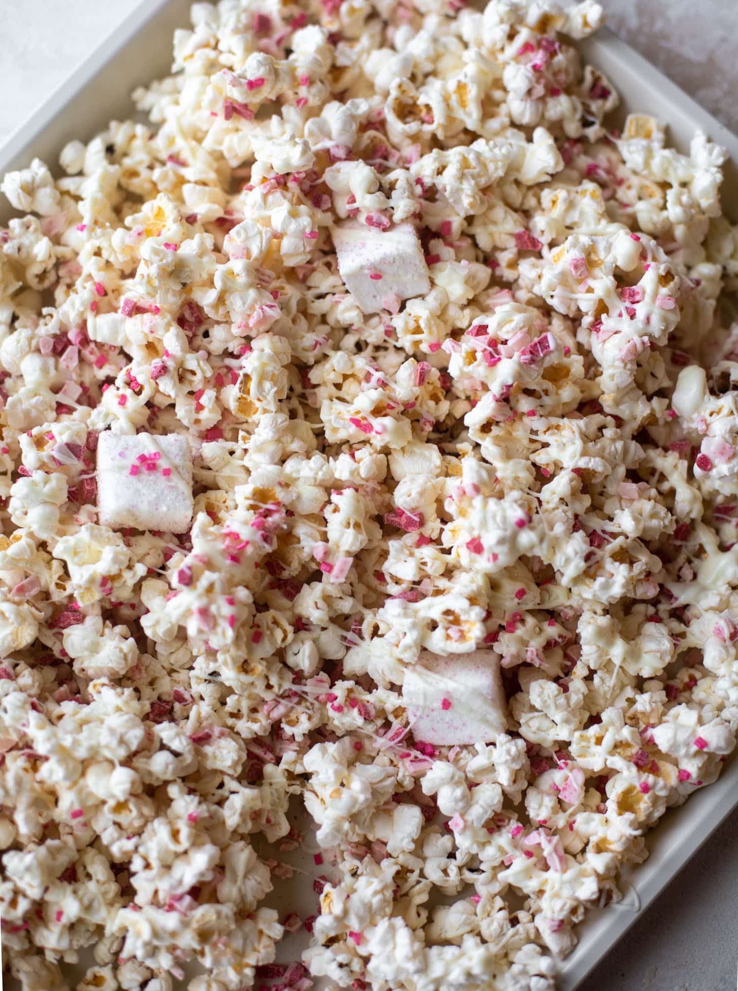 pink peppermint white chocolate popcorn