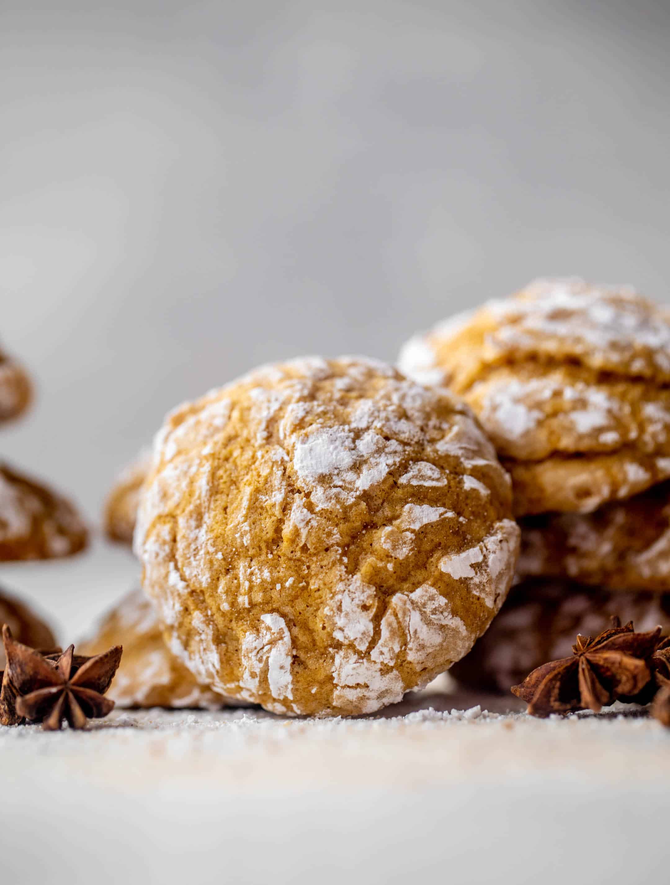 pumpkin chai crinkle cookies