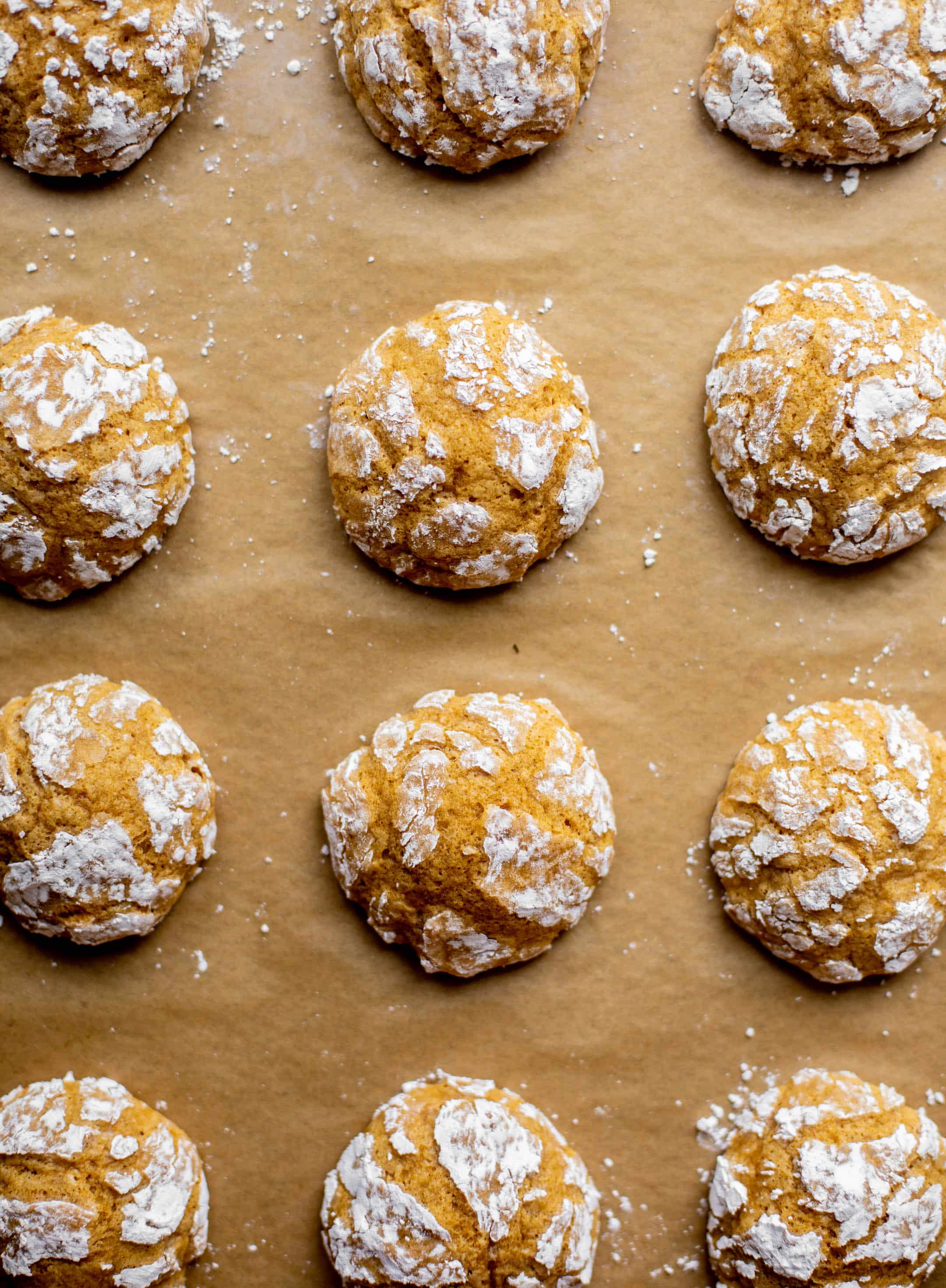 pumpkin chai crinkle cookies