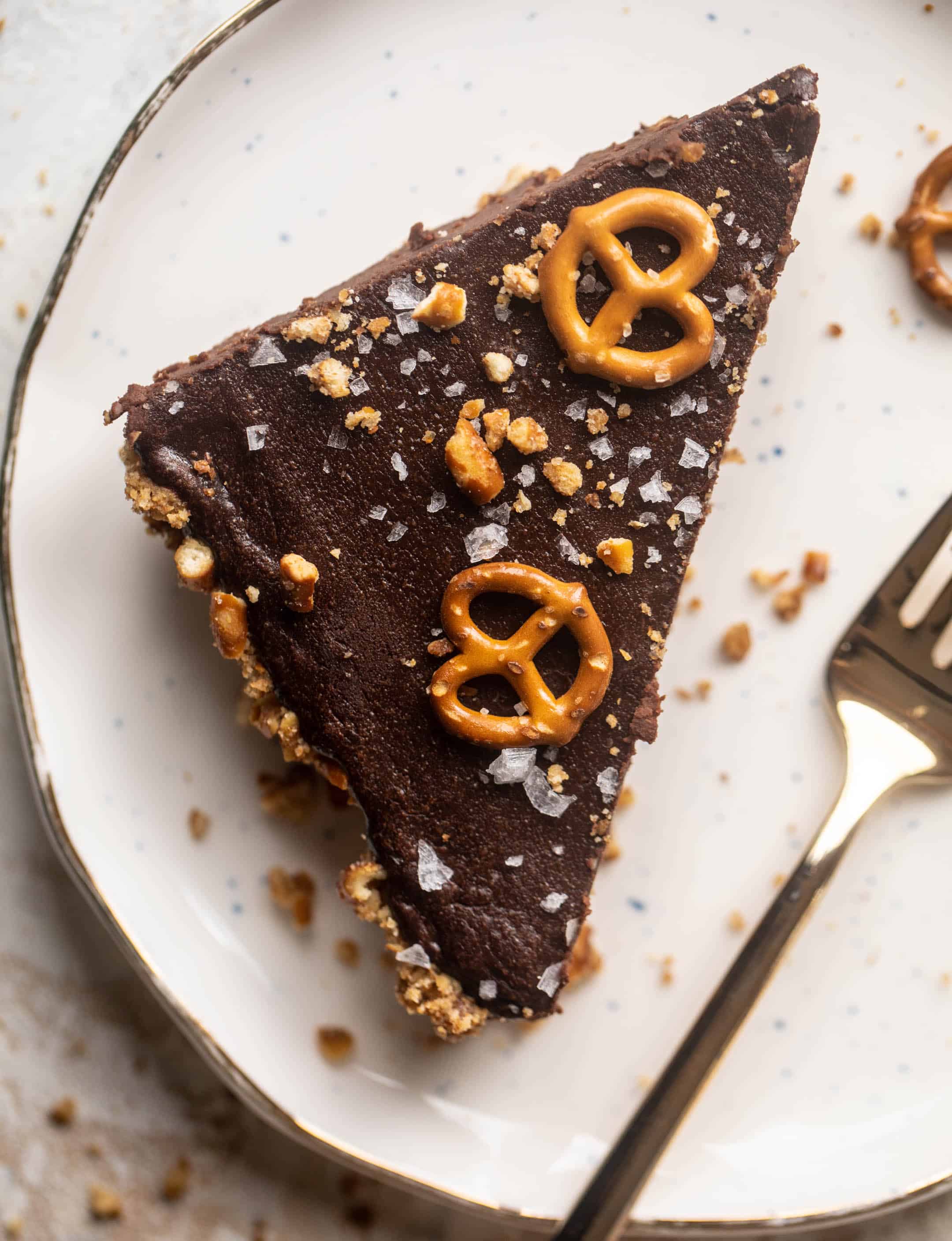 chocolate pretzel tart