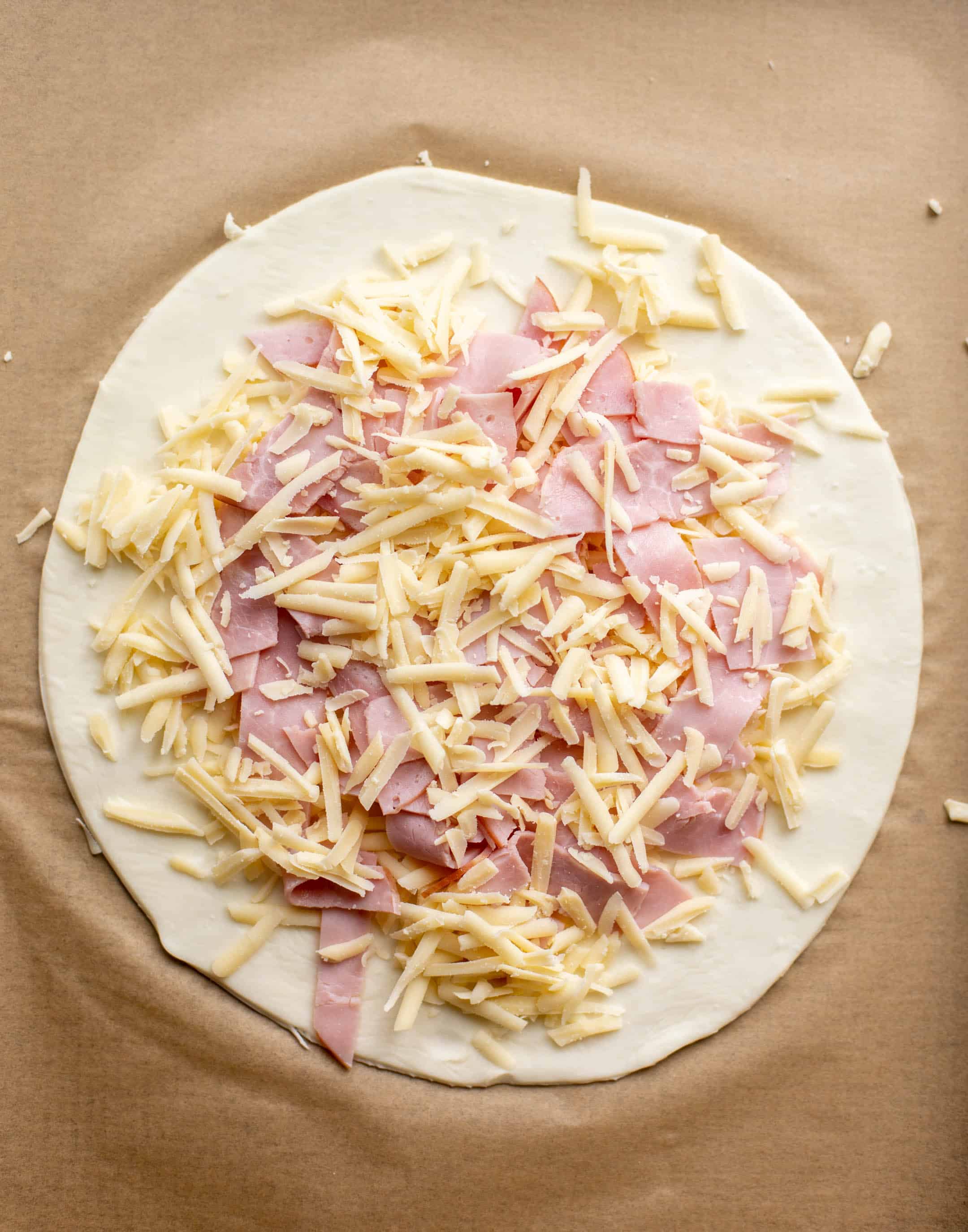 ham and swiss puff pastry twists