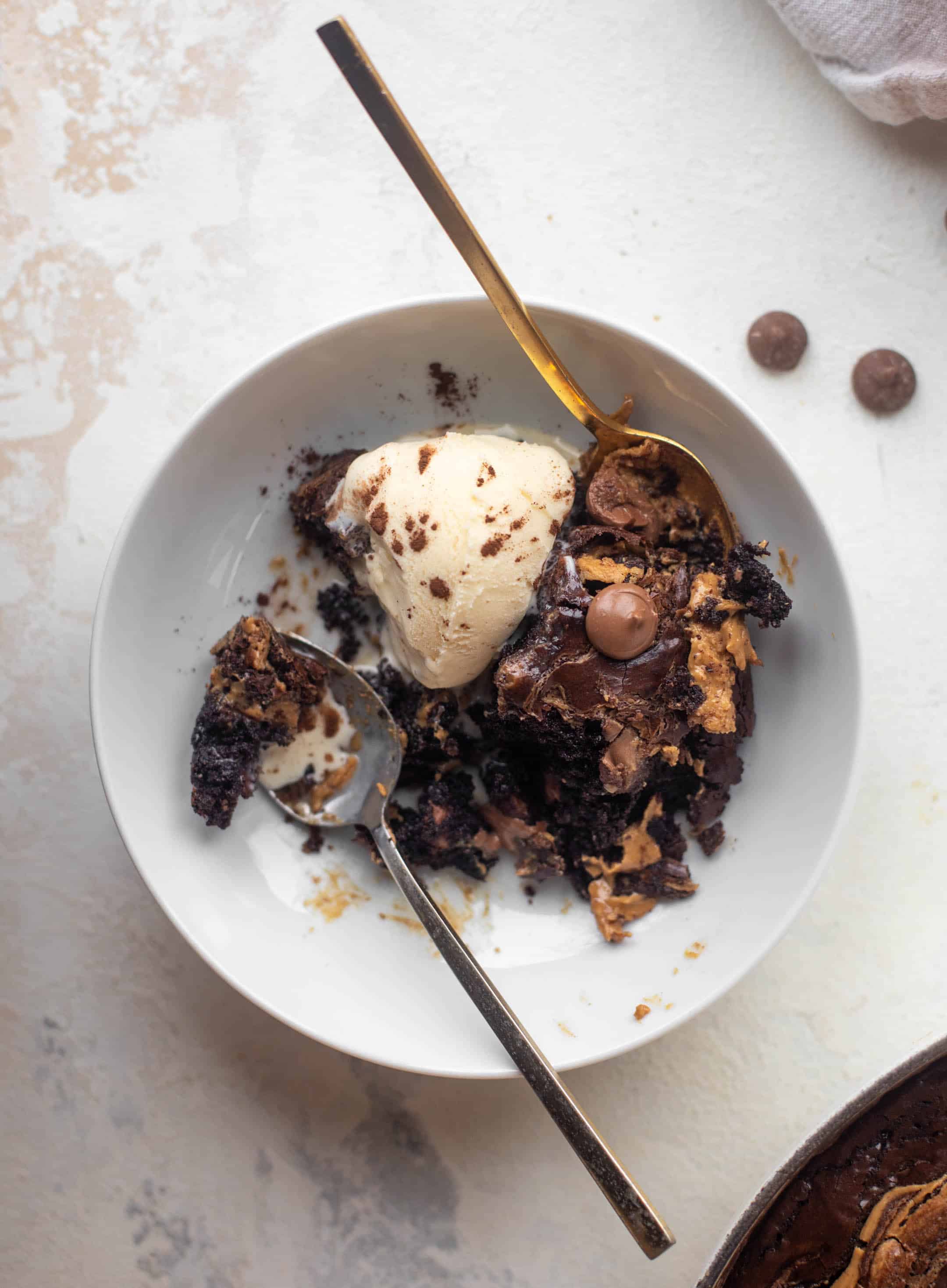chocolate peanut butter skillet brownie