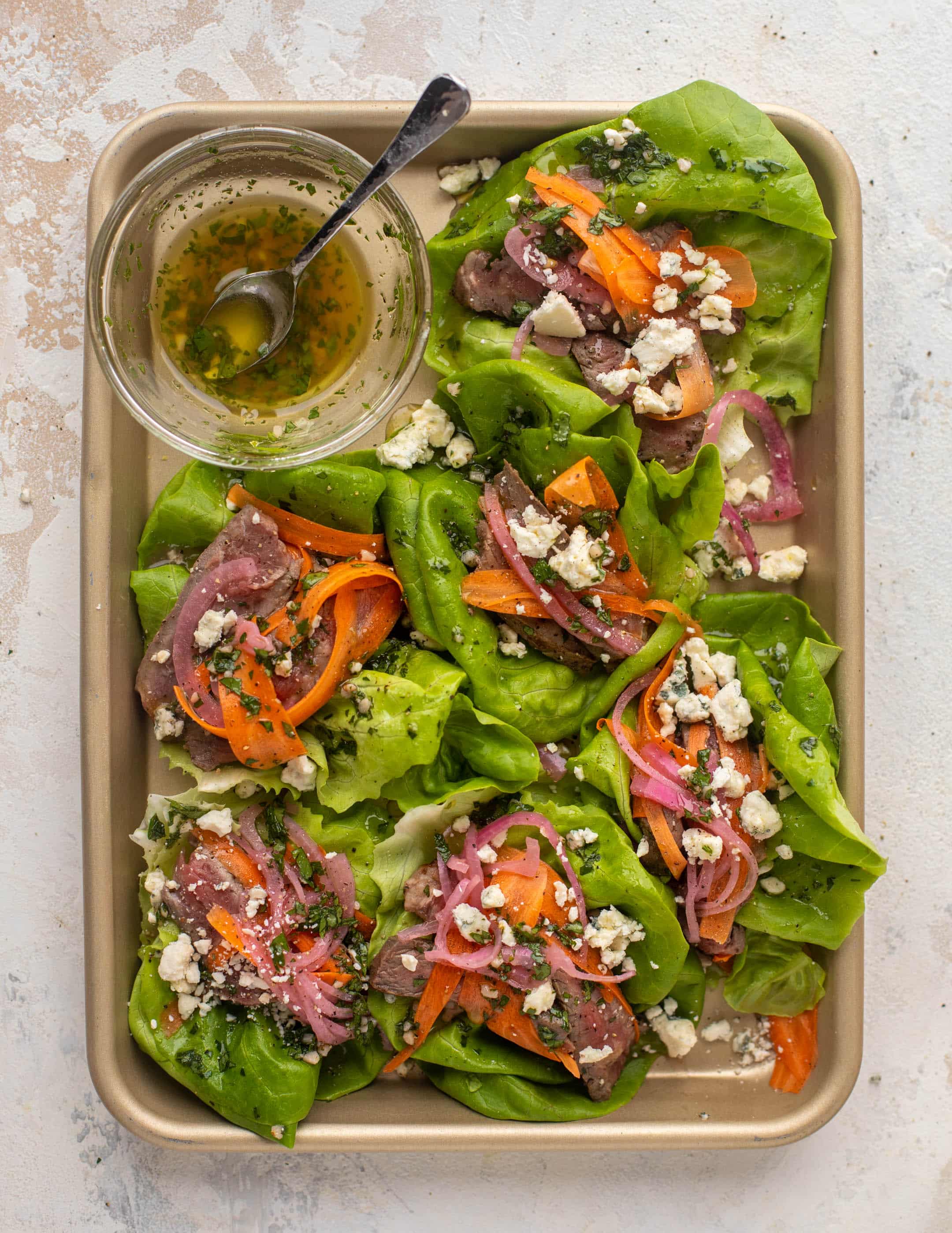 gorgonzola steak lettuce wraps