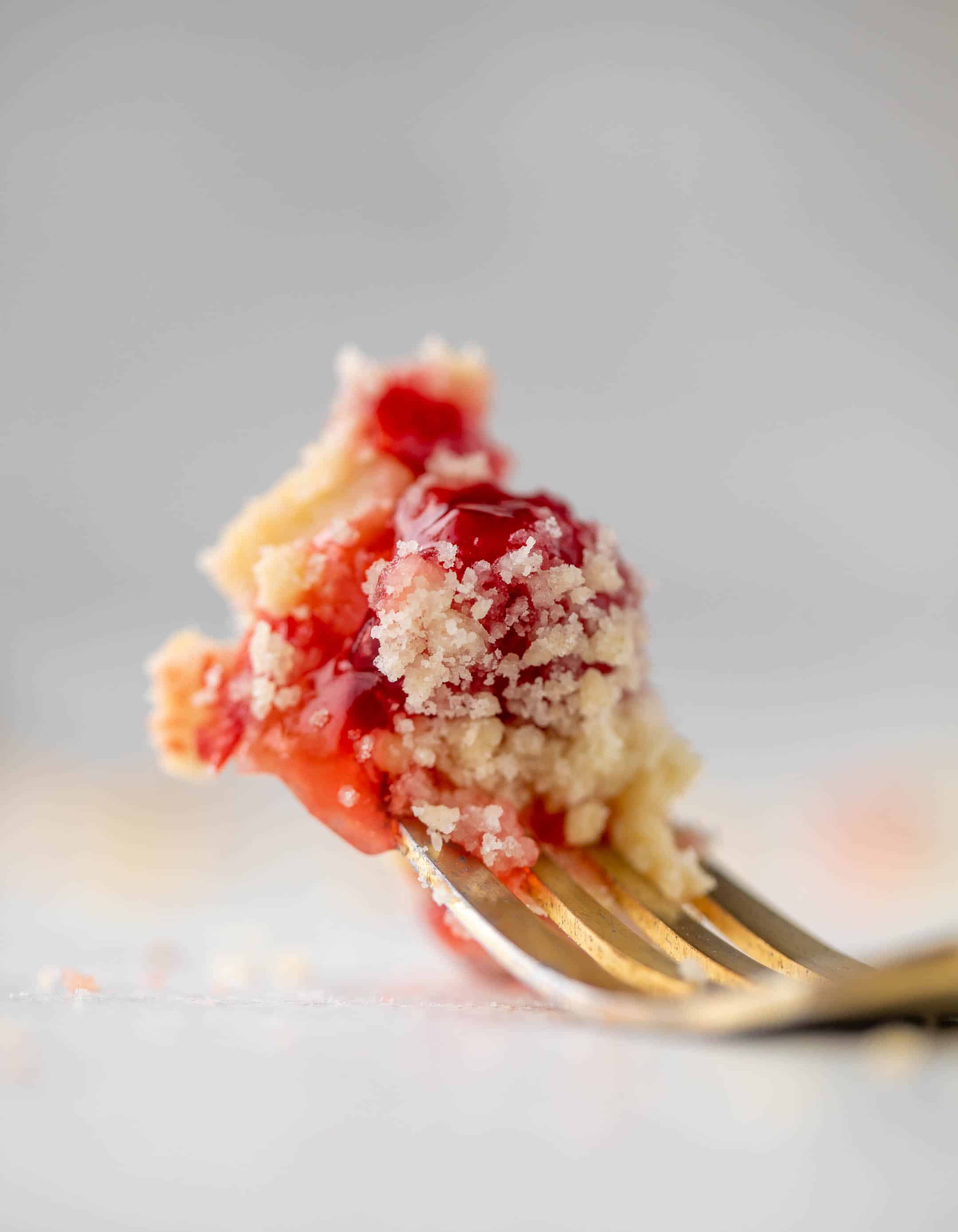 cherry cheesecake cobbler bars