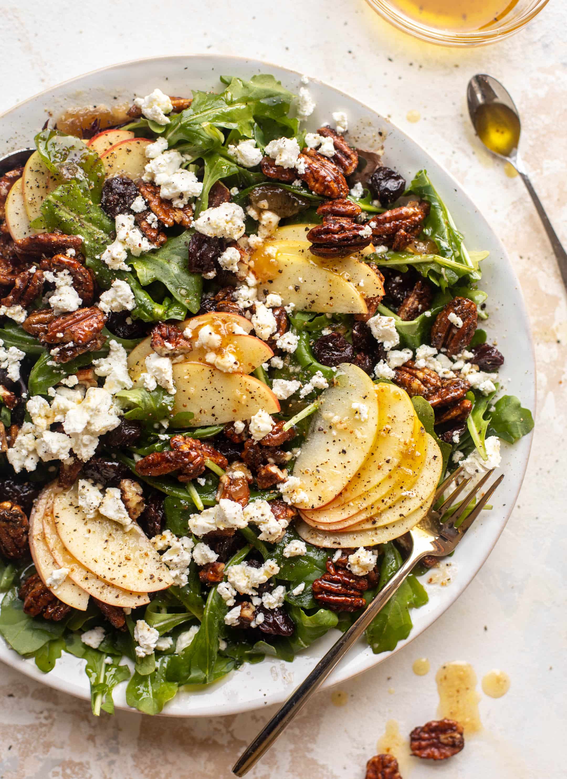 autumn arugula salad