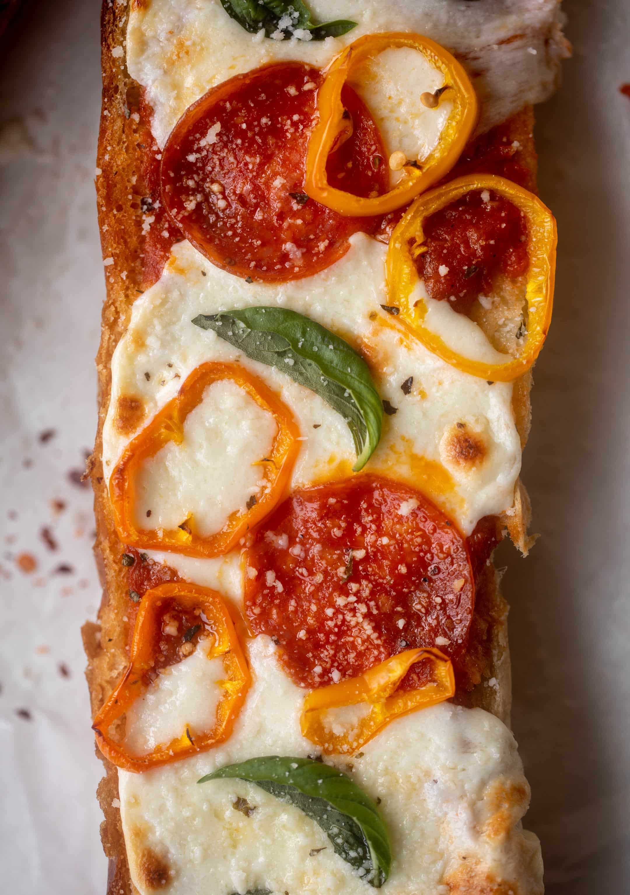 garlic bread pizza