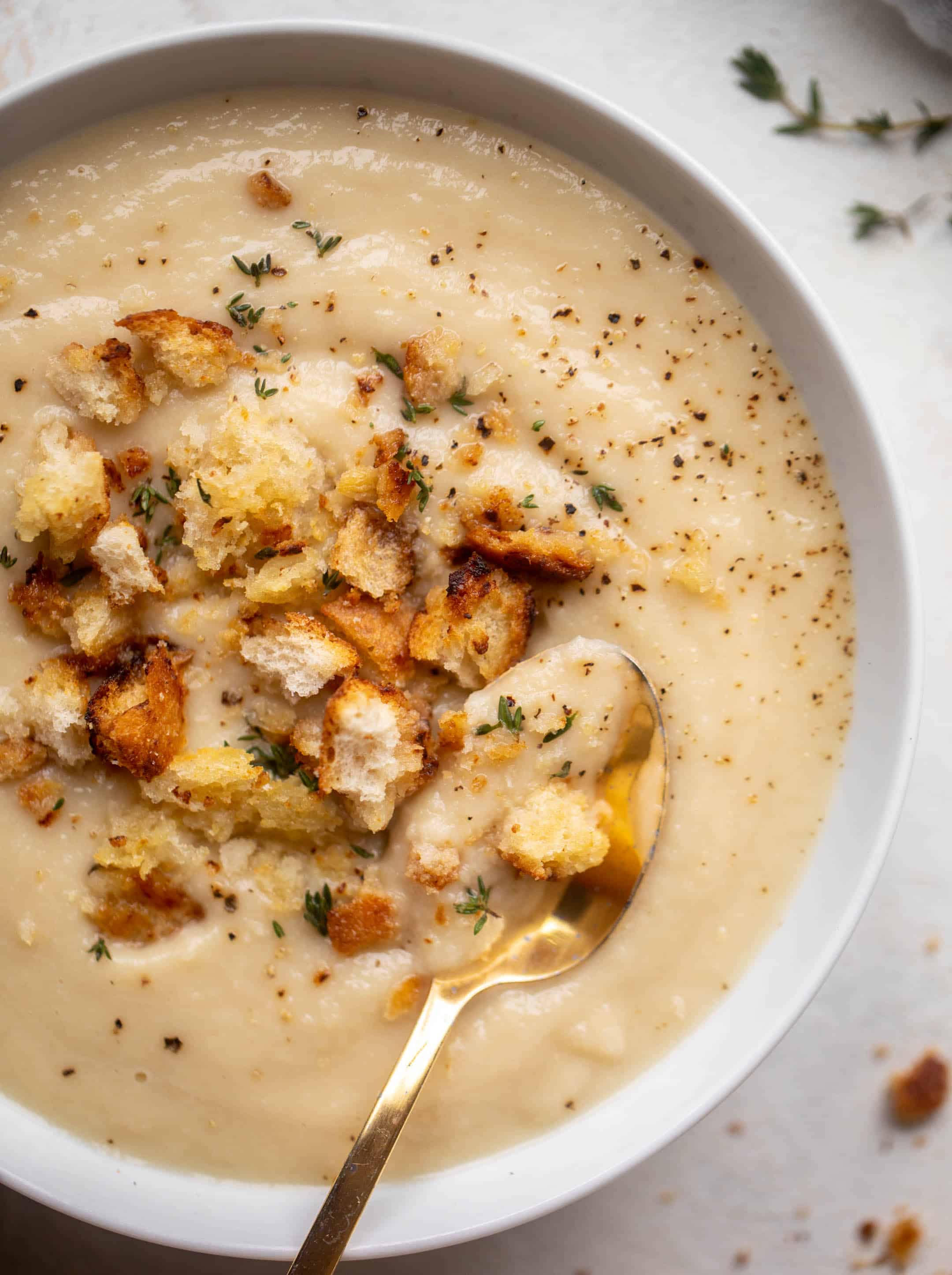 cauliflower white bean soup with mustardy croutons